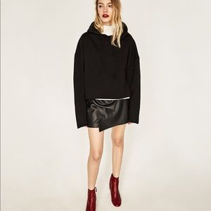 Zara Shorts - Zara Faux Leather Gathered Layered Mini Skort Zara Shorts - Zara Faux Leather Gathered Layered Mini Skort
